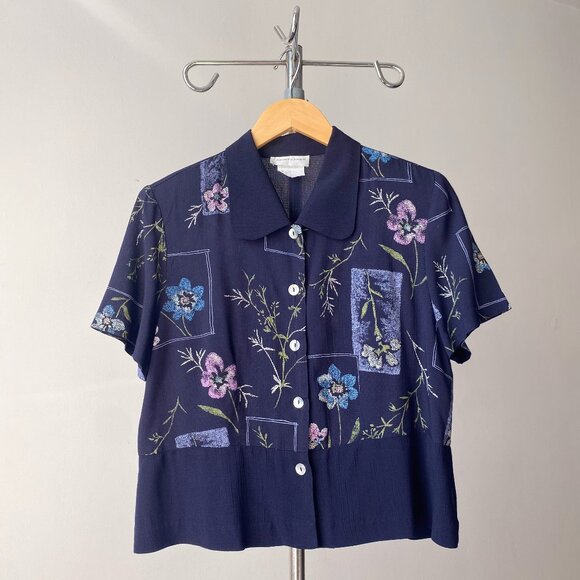 🍂80s Vintage Navy Blue Purple Floral Shirt Top  Short Sleeves Delicate Details - Picture 1 of 6